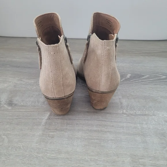 Frye & Co suede ankle boots - Picture 6 of 9
